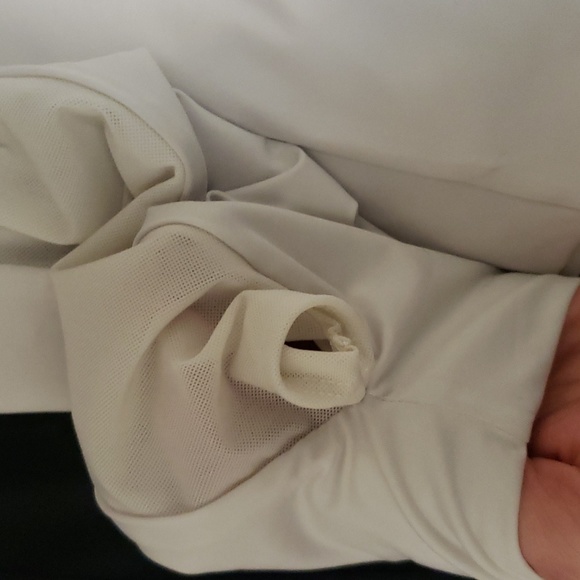 Lululemon Tight-Fit Lined Long Sleeve Shirts - Picture 5 of 12